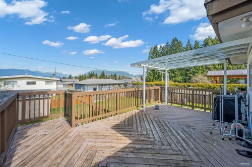 818 Seymour Drive, Coquitlam, BC 