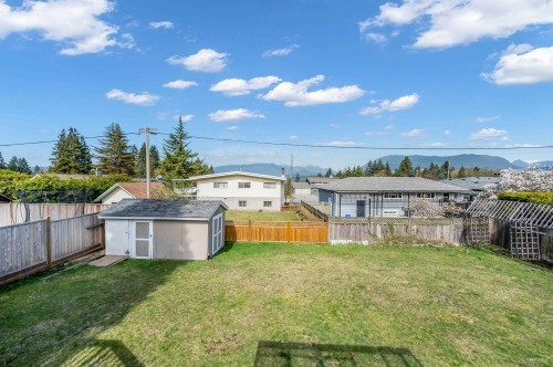 818 Seymour Drive, Coquitlam, BC 