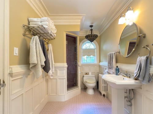 1564 26Th Avenue W, Vancouver, BC 