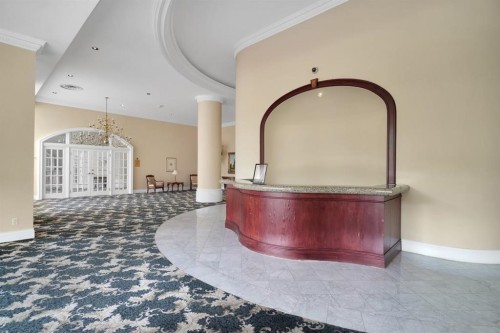 205-1327 Keith Road E, North Vancouver, BC 