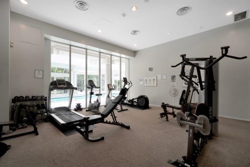 205-1327 Keith Road E, North Vancouver, BC 