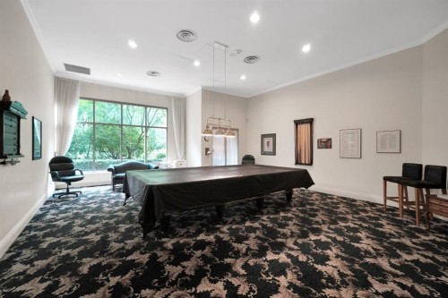 205-1327 Keith Road E, North Vancouver, BC 