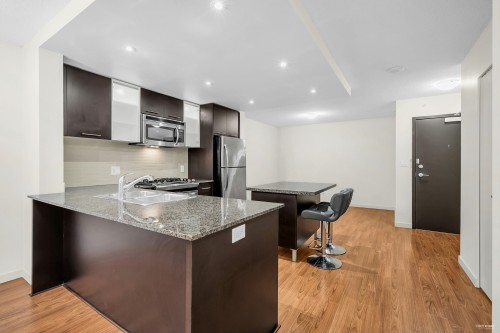 609-3111 Corvette Way, Richmond, BC 