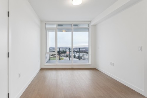 1808-7683 Park Crescent, Burnaby, BC 