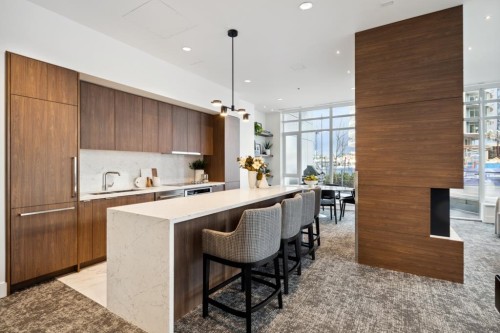 1808-7683 Park Crescent, Burnaby, BC 