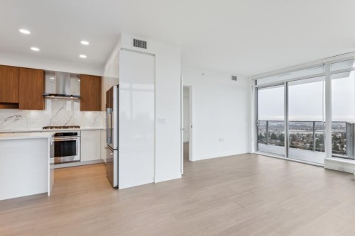 1808-7683 Park Crescent, Burnaby, BC 