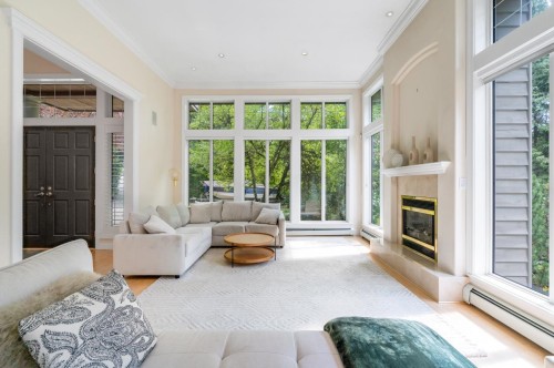 520 Hadden Drive, West Vancouver, BC 