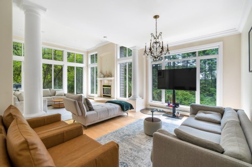 520 Hadden Drive, West Vancouver, BC 