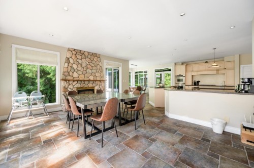 520 Hadden Drive, West Vancouver, BC 