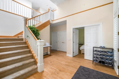 520 Hadden Drive, West Vancouver, BC 