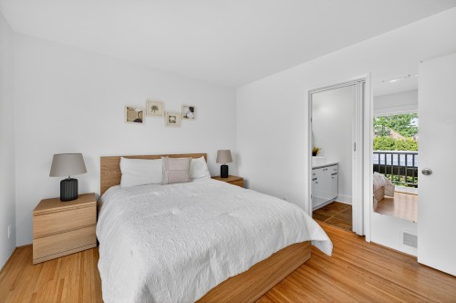 4427 7Th Avenue W, Vancouver, BC 