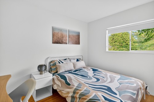 4427 7Th Avenue W, Vancouver, BC 