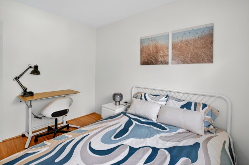 4427 7Th Avenue W, Vancouver, BC 