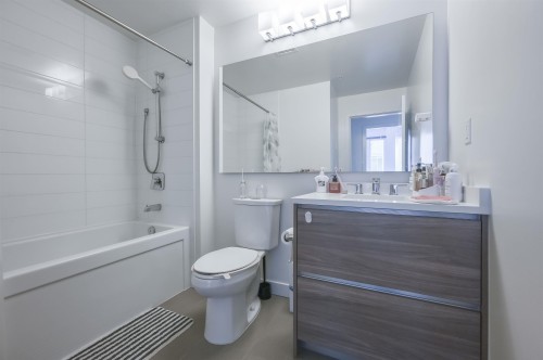 801-8850 University Crescent, Burnaby, BC 