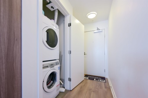 801-8850 University Crescent, Burnaby, BC 