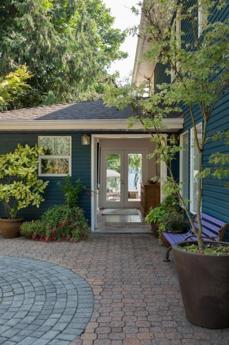 5439 Indian River Drive, North Vancouver, BC 