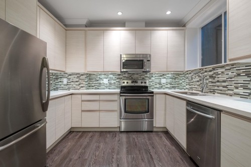 2567 Lawson Avenue, West Vancouver, BC 