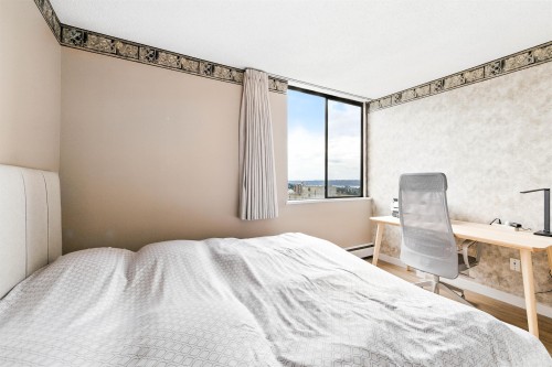 2403-3737 Bartlett Court, Burnaby, BC 