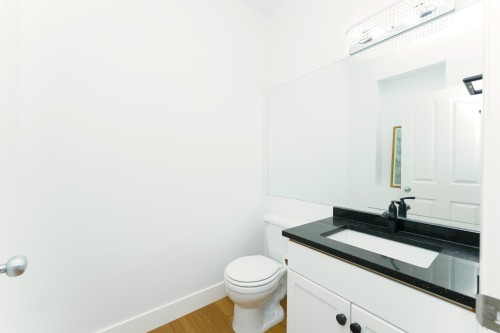 24254 103 Avenue, Maple Ridge, BC 