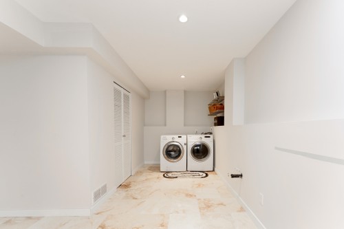 24254 103 Avenue, Maple Ridge, BC 