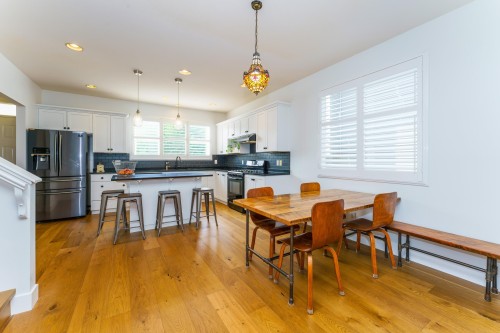 24254 103 Avenue, Maple Ridge, BC 