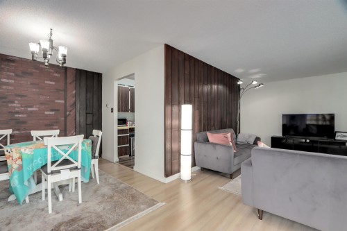 1004-2024 Fullerton Avenue, North Vancouver, BC 