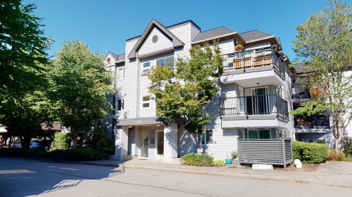 C210-40140 Willow Crescent  Squamish, BC V8B 0M1