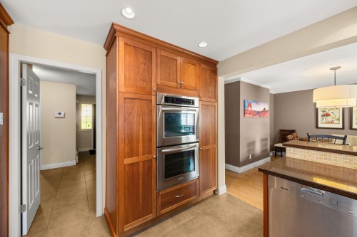 8711 Doulton Place, Richmond, BC 