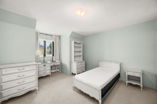 8711 Doulton Place, Richmond, BC 