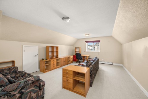 8711 Doulton Place, Richmond, BC 