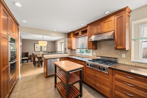 8711 Doulton Place, Richmond, BC 