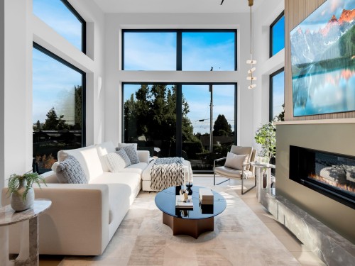 2423 Mathers Avenue, West Vancouver, BC 