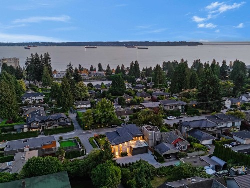 2423 Mathers Avenue, West Vancouver, BC 