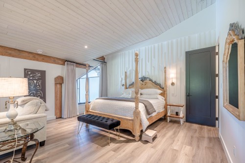 6316 Crowston Road, Sechelt, BC 