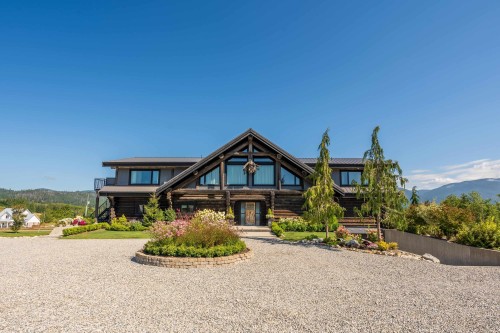 6316 Crowston Road, Sechelt, BC 