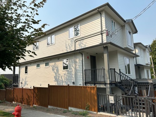 2-3096 Vanness Avenue, Vancouver, BC 