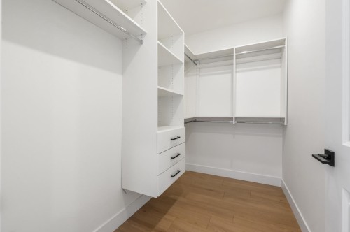 2-3096 Vanness Avenue, Vancouver, BC 