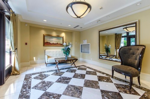 103-540 Waters Edge Crescent, West Vancouver, BC 