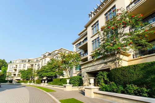 103-540 Waters Edge Crescent, West Vancouver, BC 