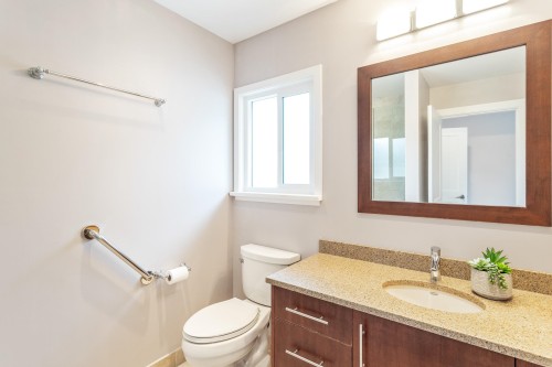 935 Beaconsfield Road, North Vancouver, BC 