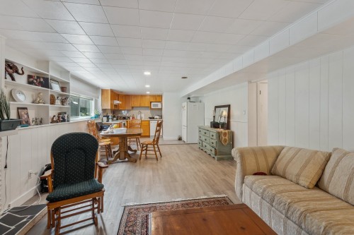 935 Beaconsfield Road, North Vancouver, BC 