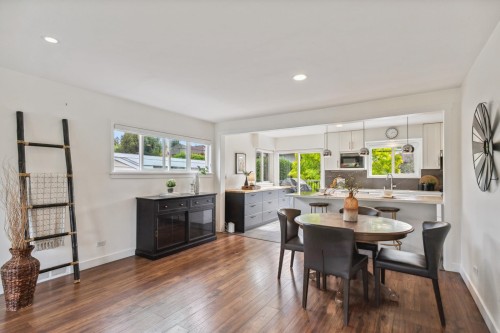 935 Beaconsfield Road, North Vancouver, BC 