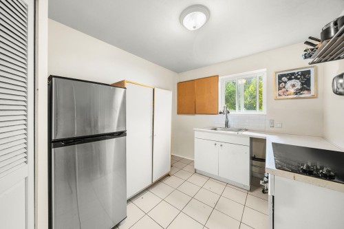 2507 25Th Avenue E, Vancouver, BC 