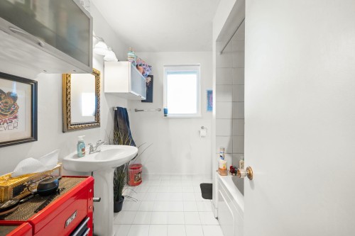 2507 25Th Avenue E, Vancouver, BC 