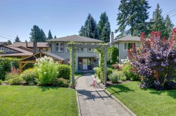 1433 Doran Road  North Vancouver, BC V7K 1N1