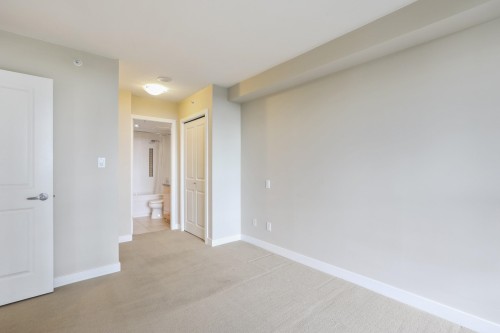 802-9188 Hemlock Drive, Richmond, BC 