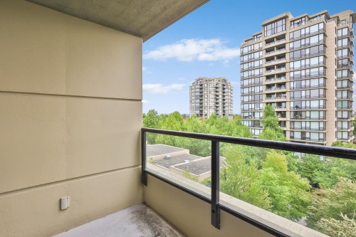 802-9188 Hemlock Drive, Richmond, BC 