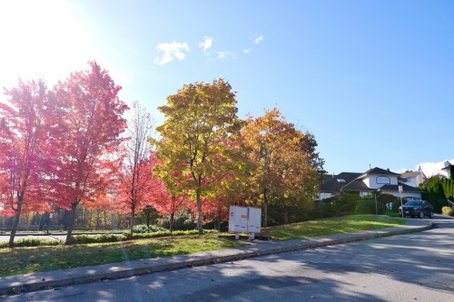 736 Clearwater Way, Coquitlam, BC 