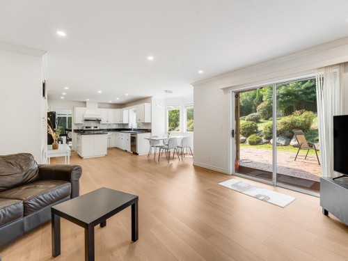 736 Clearwater Way, Coquitlam, BC 