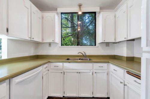 201-845 Chilco Street, Vancouver, BC 